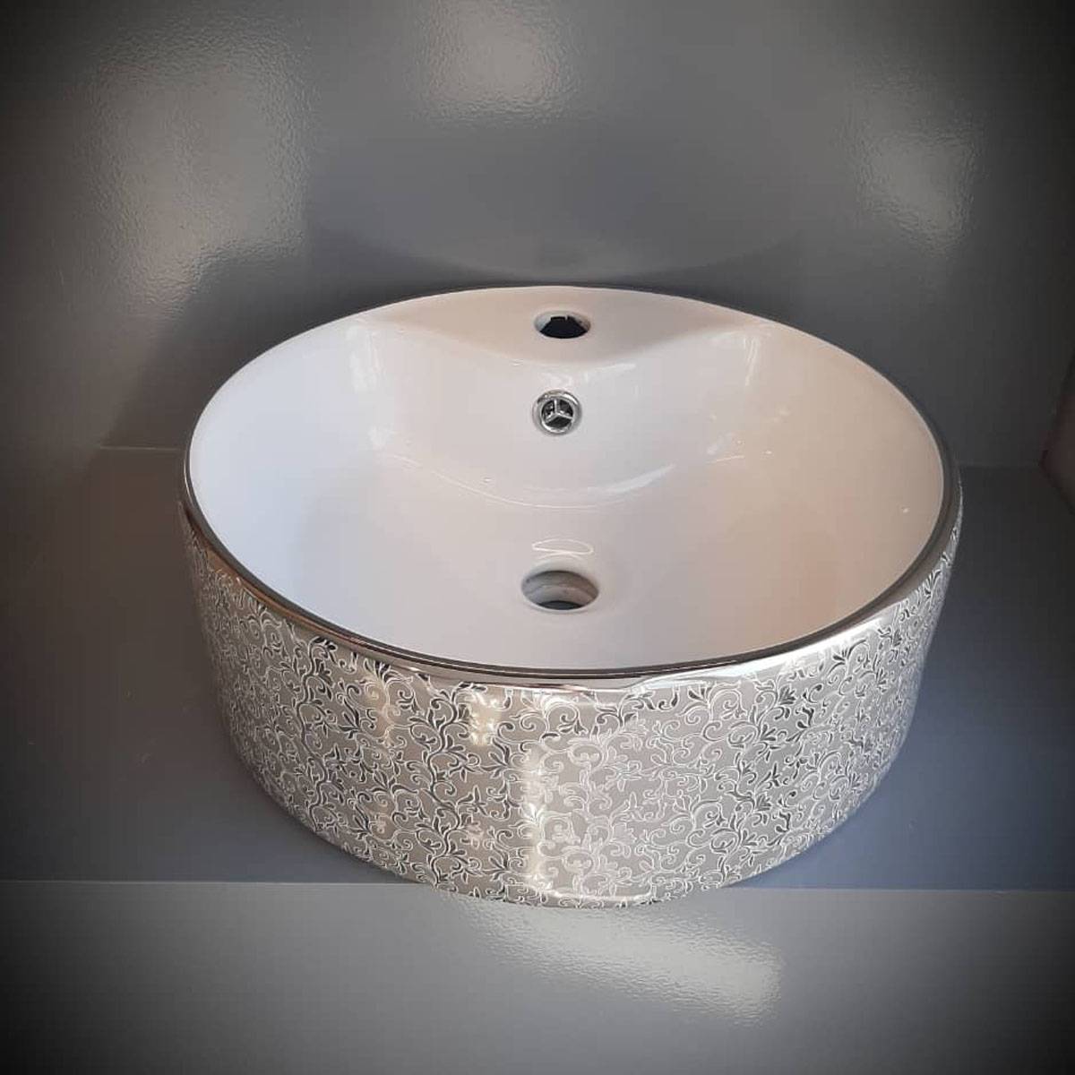 روشویی روکابینتی لنو نقره ای طرح گل نوین سرام