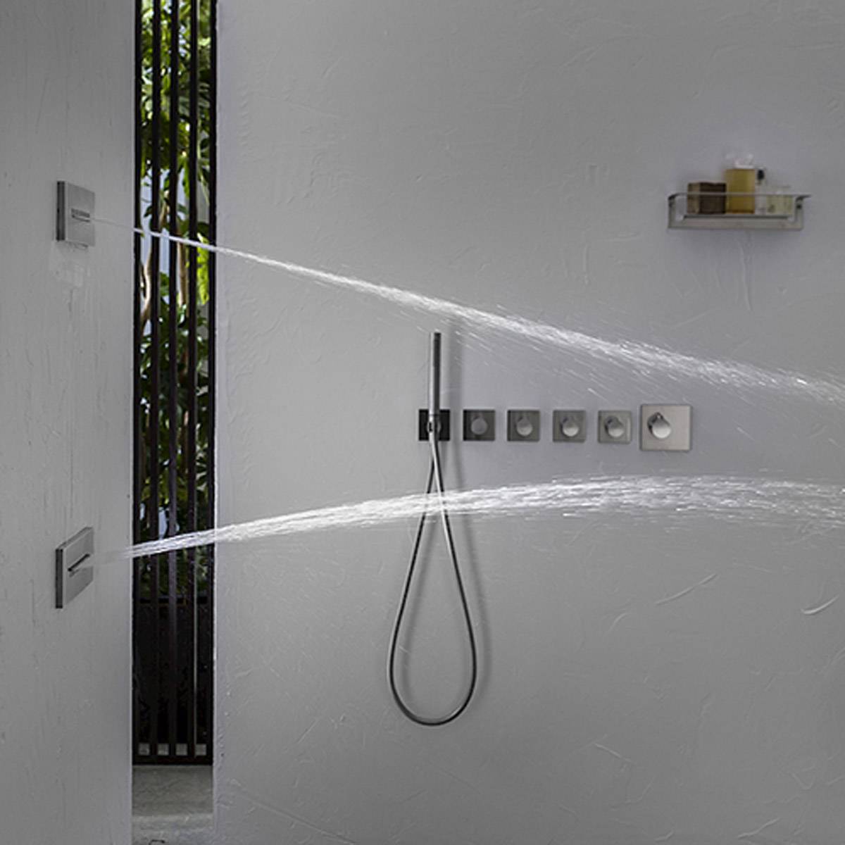 سردوش دیواری توکار ویو آلمار